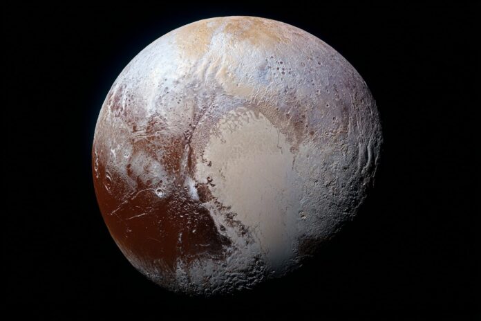 Pluto's Heart-shaped region as seen by New Horizons in natural color