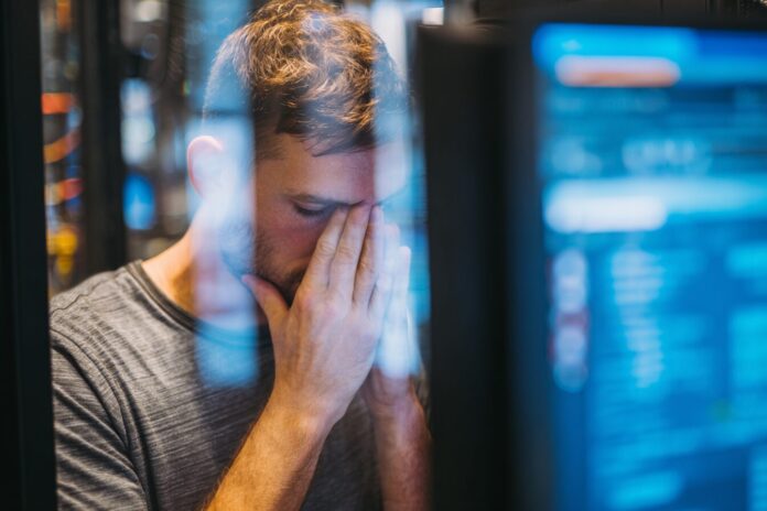 Admin staring at Veeam Recovery Orchestrator locked out message due to MFA.